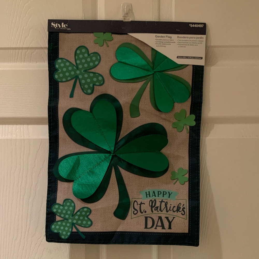 St. Patrick's Day Garden Flag with Shamrocks